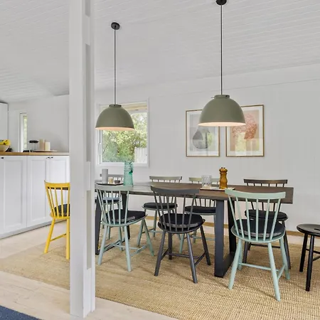Stunning In Jgerspris With Kitchen Holiday home Jaegerspris
