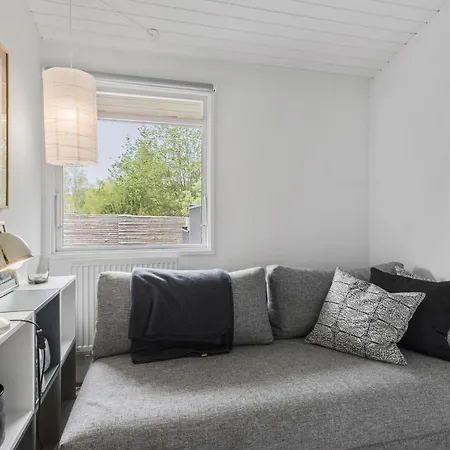 Holiday home Stunning In Jgerspris With Kitchen *