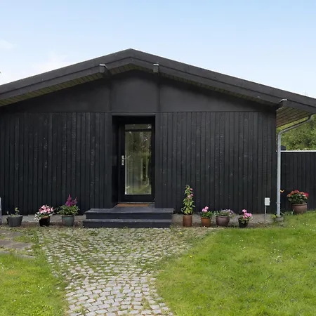 Holiday home Stunning In Jgerspris With Kitchen